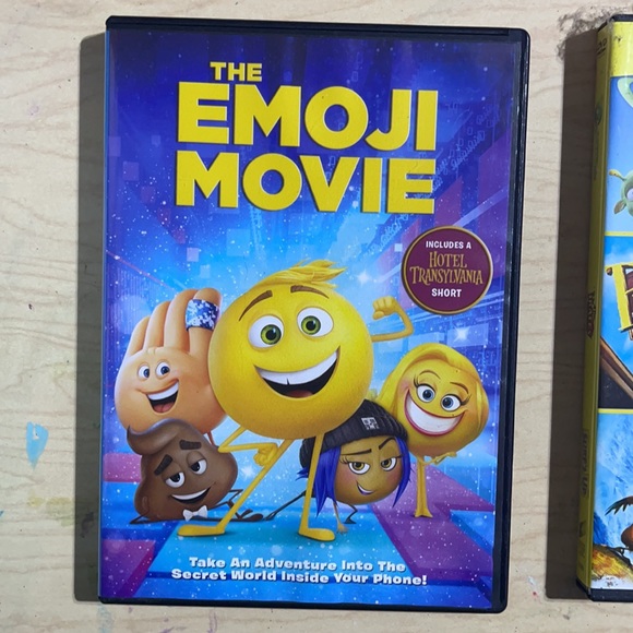 Happy Kids Collection 15x kids movies meaning 22ish hours of some quite time - Picture 2 of 9